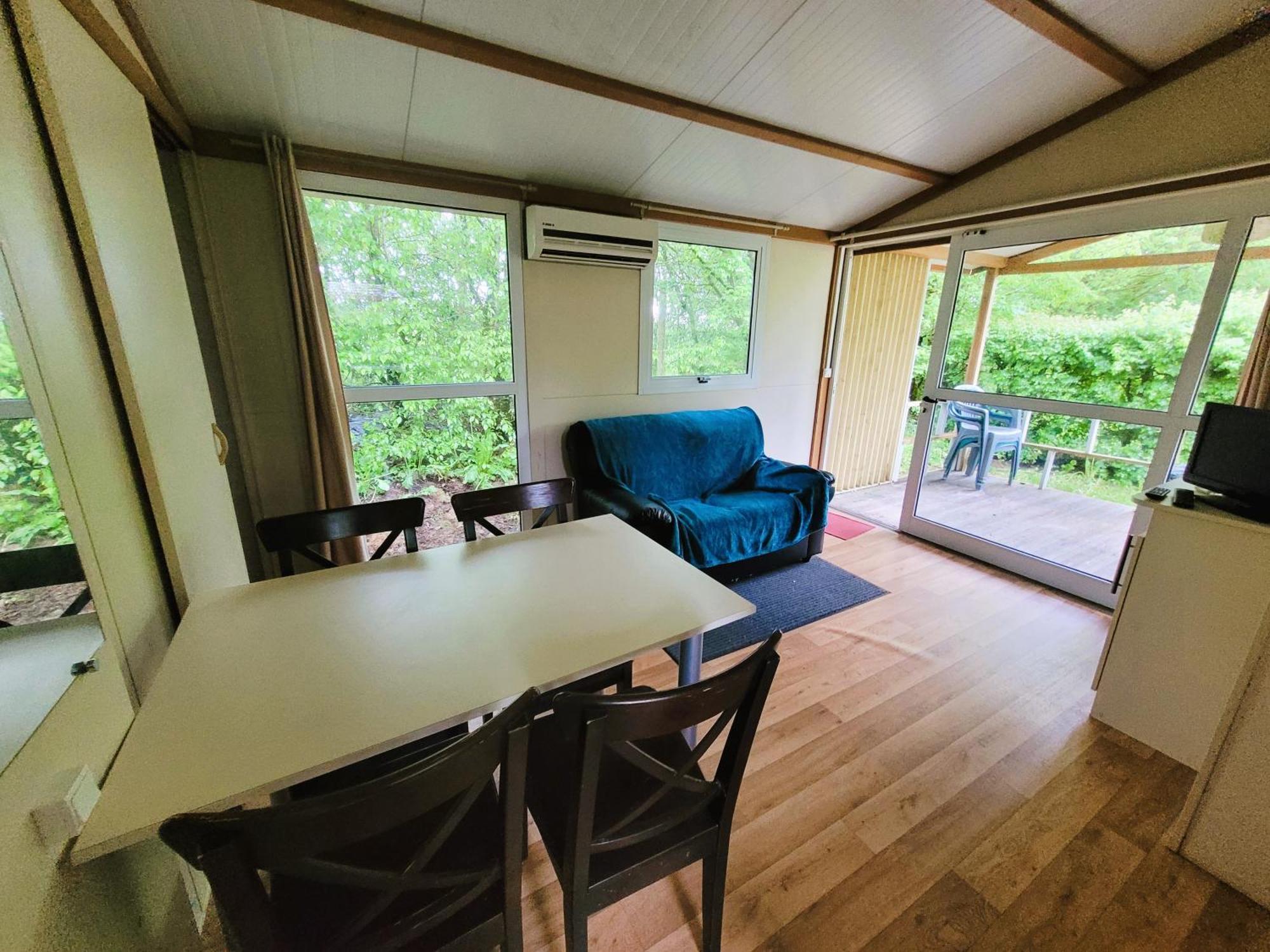 Camping Les Hirondelles Bourg-Sainte-Marie Экстерьер фото
